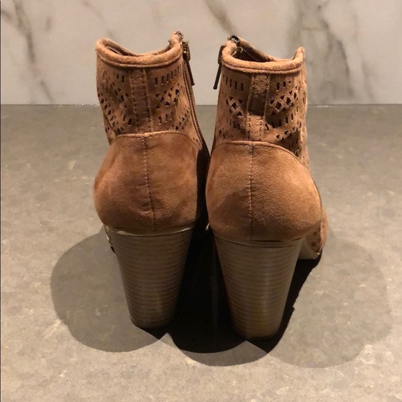 Fall Boots - Picture 3 of 3